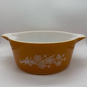 Vintage Pyrex Butterfly Gold Cinderella 2.5 Quart Casserole Dish NO LID